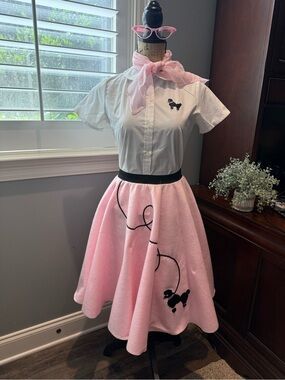 Hip Hop 50’s Shop 4-Piece Classic Poodle Skirt Costume - Child’s 12